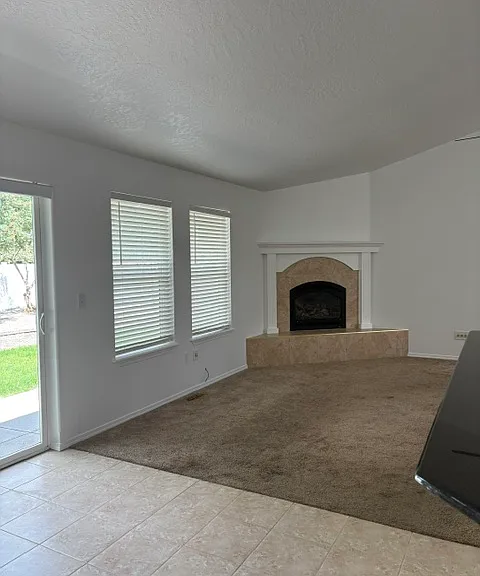 1256 W Edgewood Cir — Photo 5