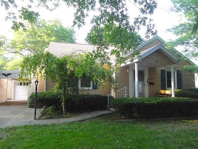 1st image of 3008 W Oaklyn Ave