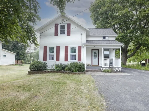 15 Elm St, Bloomfield, NY 14469