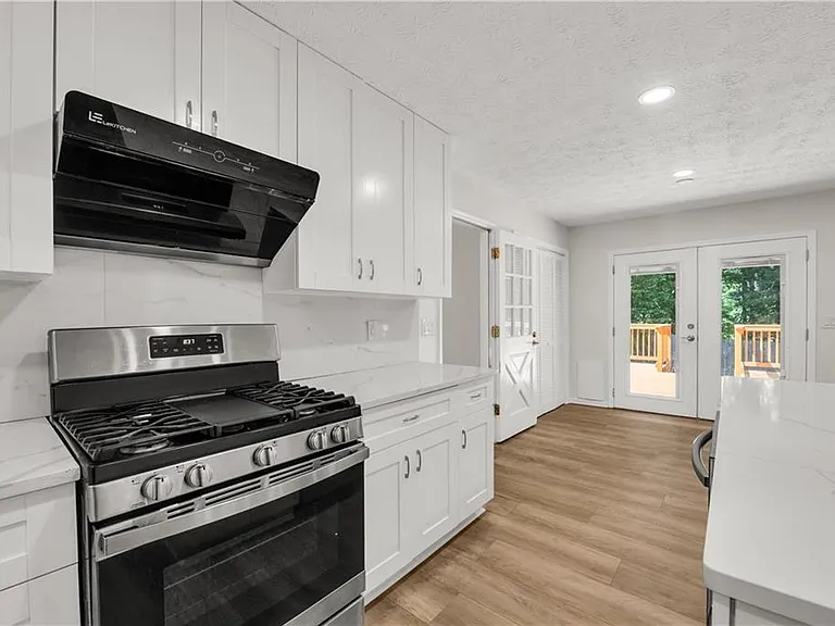 5722 Port Dr — Photo 25