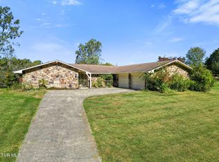 1207 Christy Ct, Greeneville, TN 37743