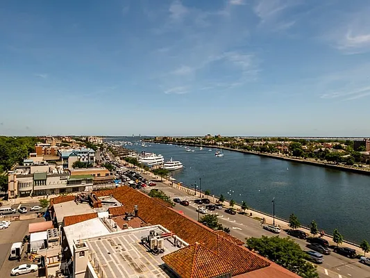 Sold by VIRTUE REALTY | media 8