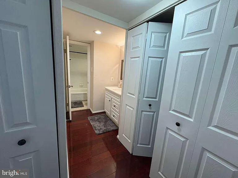 1420 N St NW #1010 — Photo 15