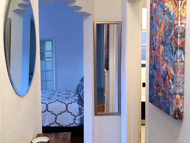 Unit entry hallway