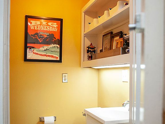 ½ Bathroom (The ½ of 3 ½)