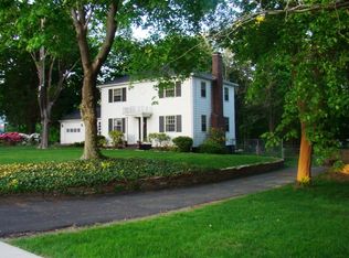 1066 Warwick Neck Ave, Warwick, RI 02889