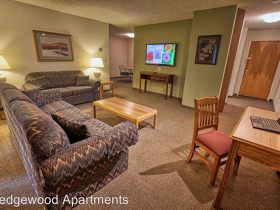 2nd image of 410 Wedgewood Dr #112