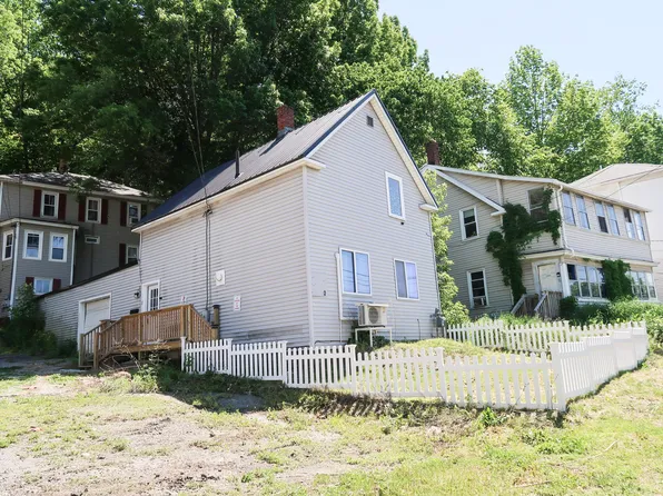 2 Debras Place, Augusta, ME 04330