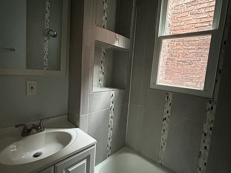 1529 S Homan Ave #3 — Photo 5