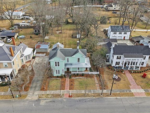 15th image of this home