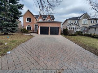 15 Mary Elizabeth Cres, Markham, ON L3R9M2