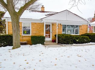 2744 S 52nd Pl, Milwaukee, WI 53219