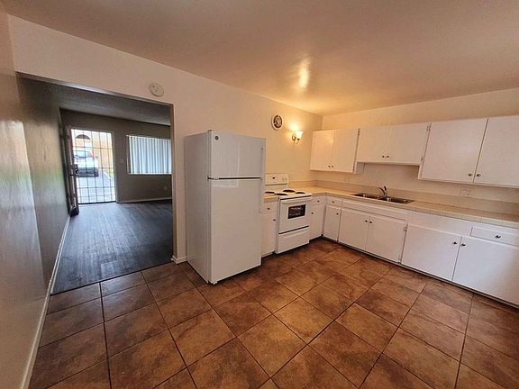 2nd image of 216 H St #210-7