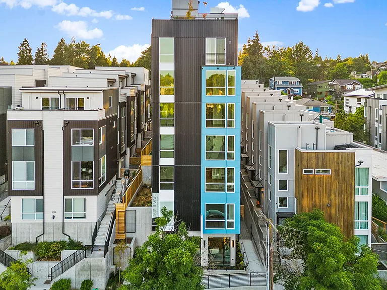 Avala Apartments — Photo 53