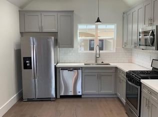 1734 Clinton St, Los Angeles, CA 90026