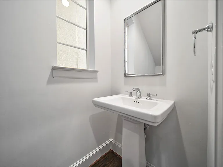 42 Wooded Park Pl — Photo 22