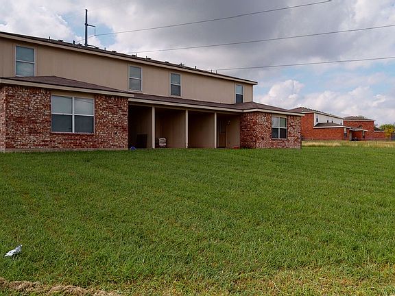 2nd image of 2805 Kerrville Ct APT B