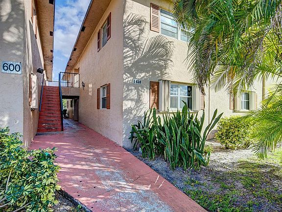 2nd image of 650 SW 2nd Ave APT 248E