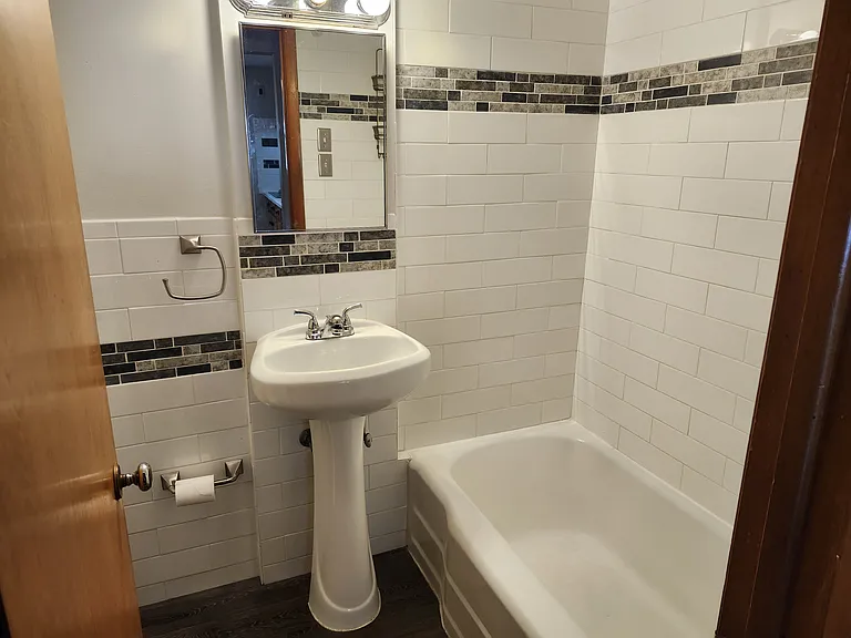 Dellwood Rd — Photo 15