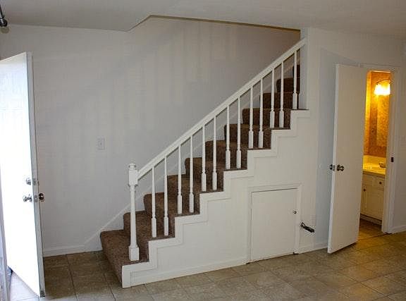 5th image of 808 W Lawson St APT 7