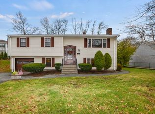 182 Lexington St, Woburn, MA 01801