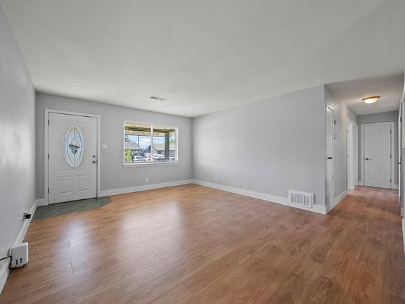 5th image of 6940 Gillingham Way