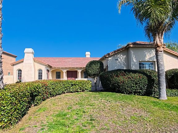 3rd image of 8800 Laguna Dr
