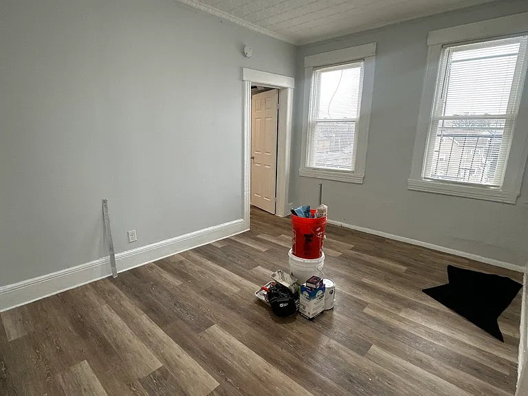 240 Paterson Ave #5 — Photo 21