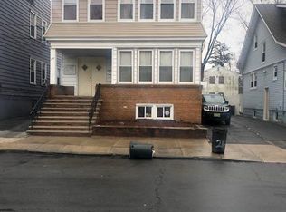 216 Myrtle Ave APT BASEMENT, Irvington, NJ 07111