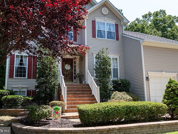 2nd image of 7079 Redwood Ct
