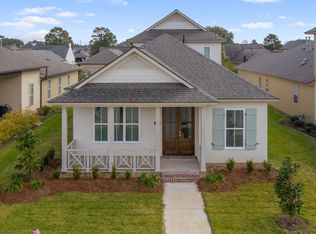 5817 Crape Ct, Lake Charles, LA 70605