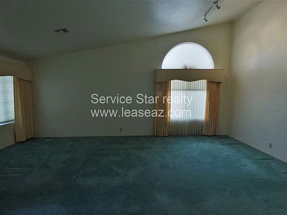 5th image of 20451 N 109th Dr