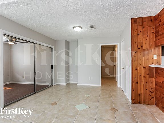 4th image of 8815 Brummel Dr
