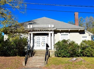 3 Pleasant St, Ware, MA 01082