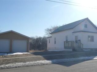 334 E Queen Ave, Stockton, IL 61085