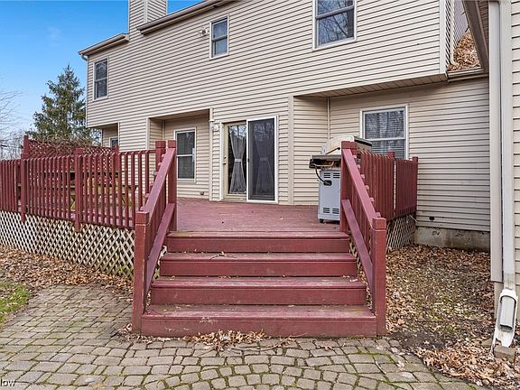 5th image of 9390 Goodell Ct