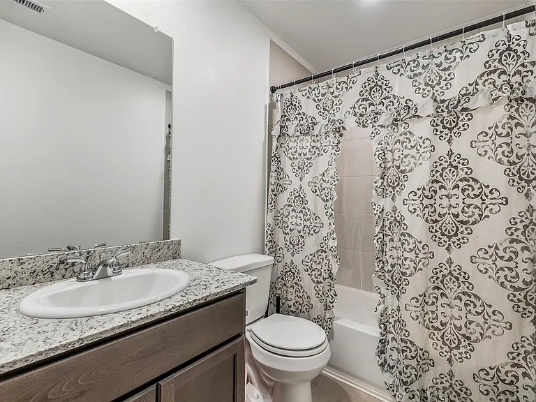 2734 Pheasant Hill Ct — Photo 25