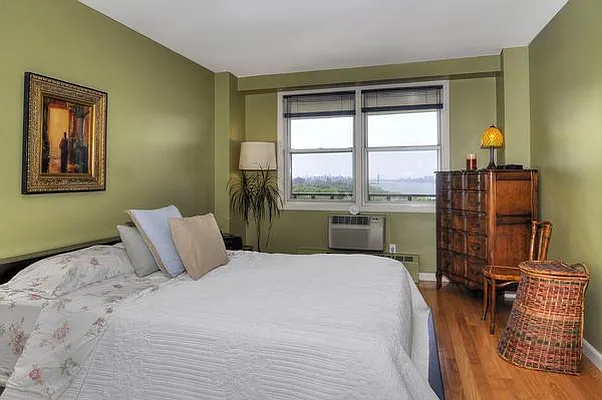Sold by Argo Residential | media 12