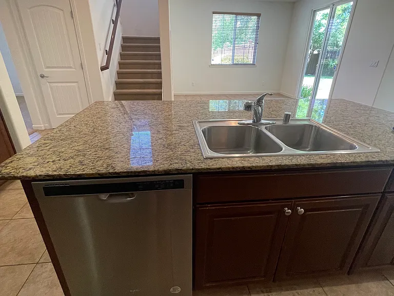 3145 Ardley Dr — Photo 15