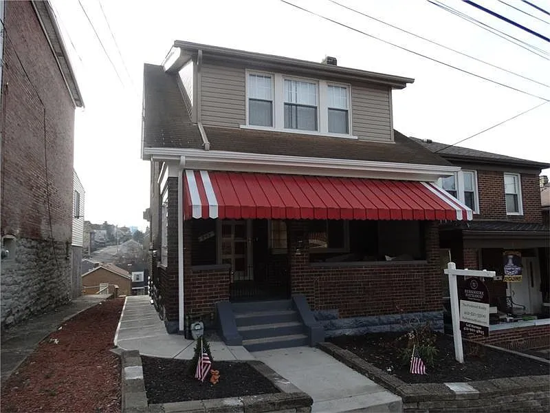 848 Lilac St photo 1