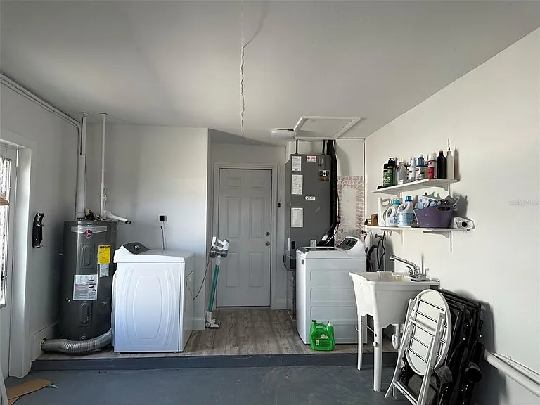 45 Oakland Hills Ct — Photo 34