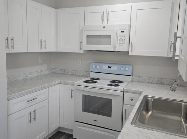 2795 McCulloch Blvd N APT 5, Lake Havasu City, AZ 86403
