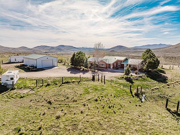 3rd image of 3036 Adobe Ranchos Dr