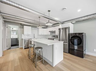 270 Christina St N #2, Sarnia, ON N7T 5V3