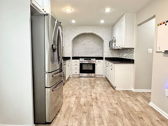 2nd image of 15793 Moncure Dr