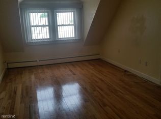 750 Irving Pl, Secaucus, NJ 07094