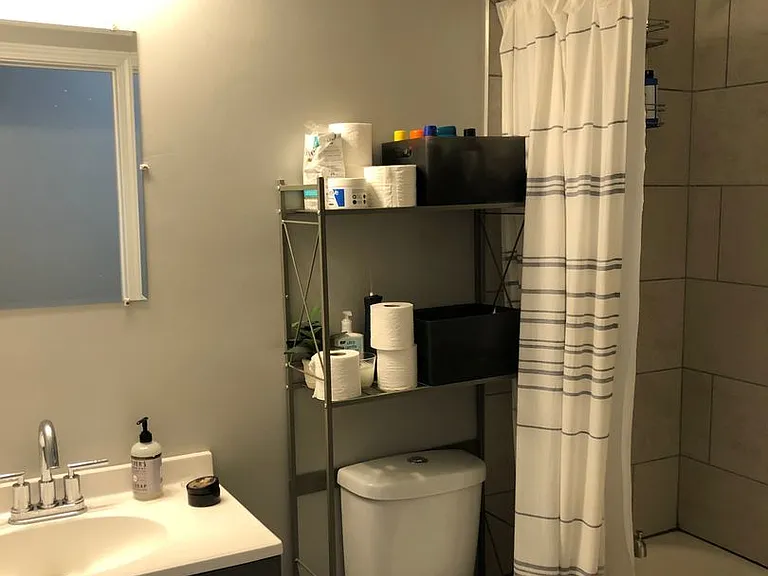 2501 N Southport Ave #1N — Photo 8