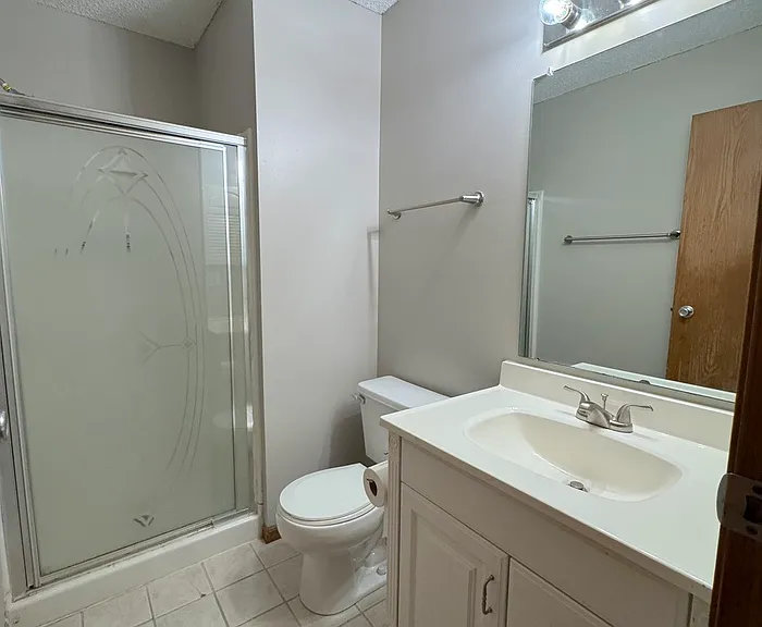 5643 Barney Ln — Photo 12