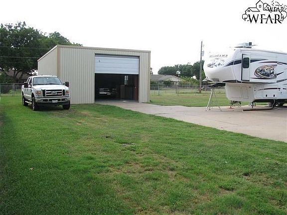 5th image of 1414 Red Fox Ln