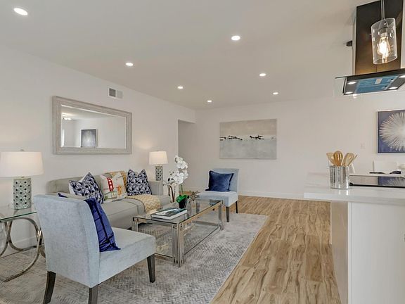 4th image of 4631 Capay Dr Unit 4
